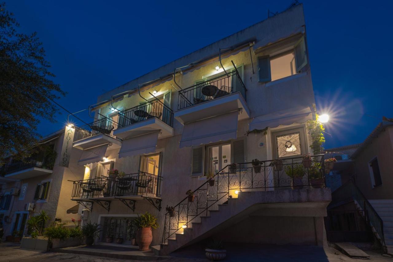 Arolithos Hotel Spétses Екстериор снимка